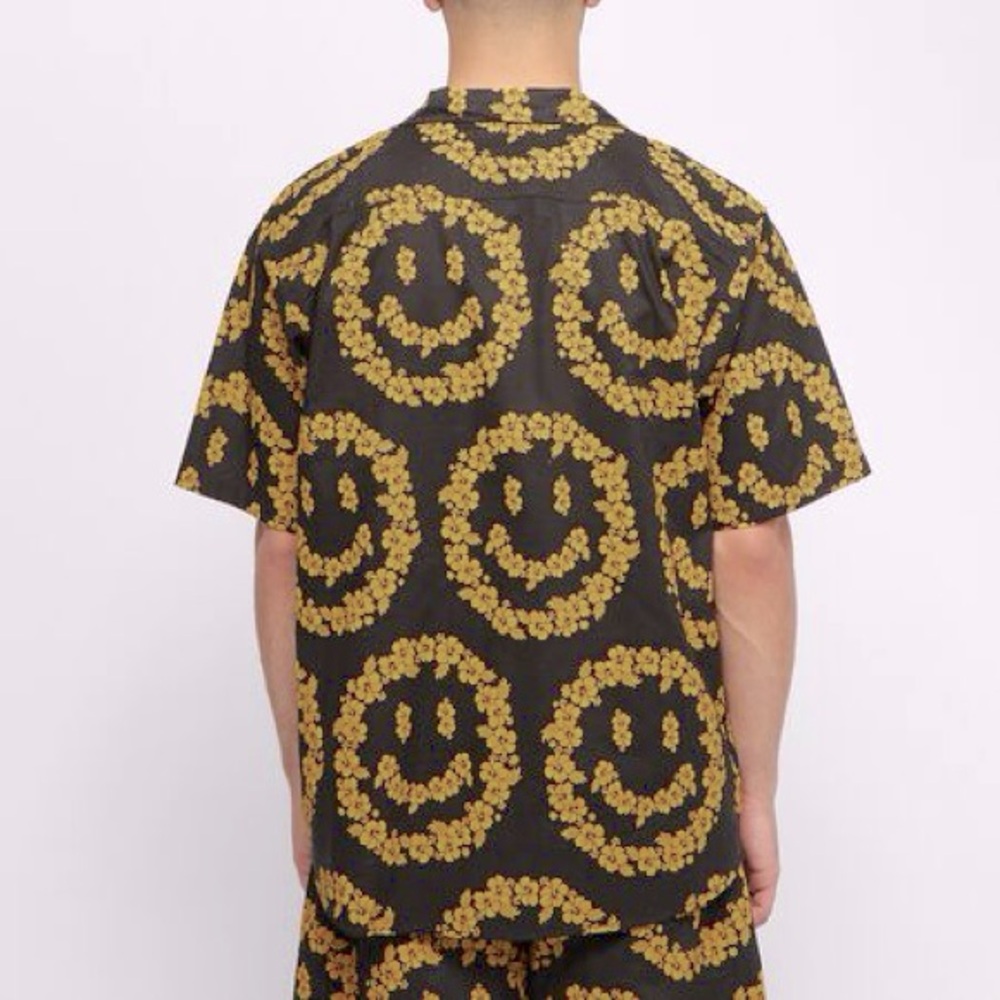☀️ Chinatown Market Smiley Floral Shirt - Picture 8 of 8